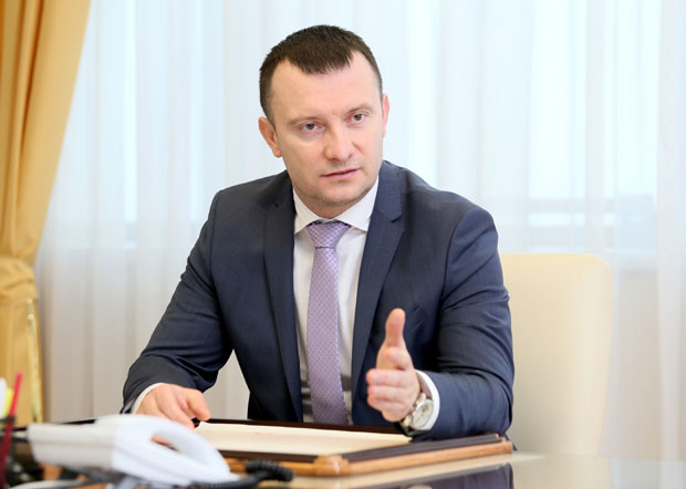 Пореска управа РС: Пожурите са захтевом за исплату минималца